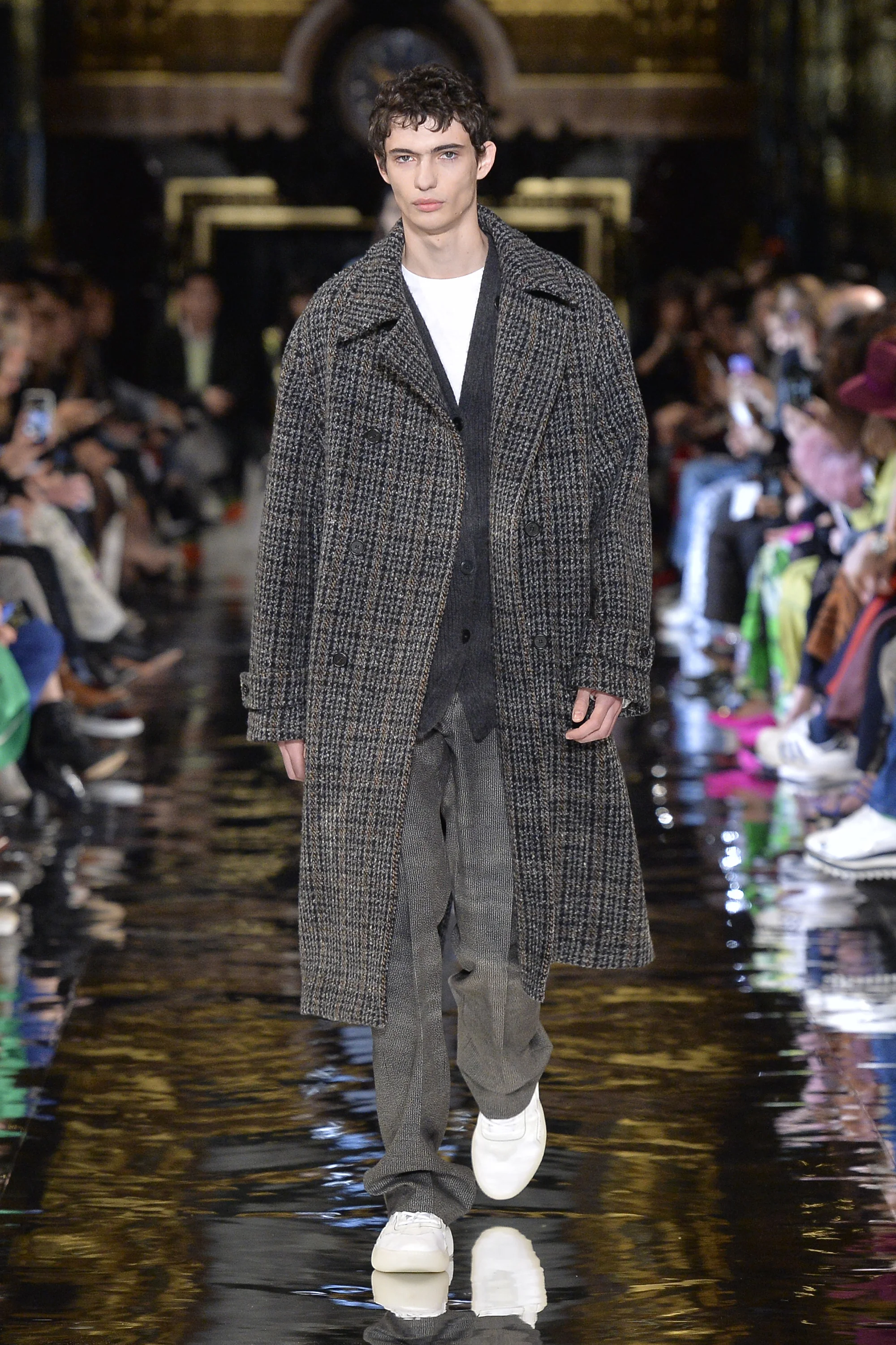 Stella McCartney AW18 — The Rakish Gent